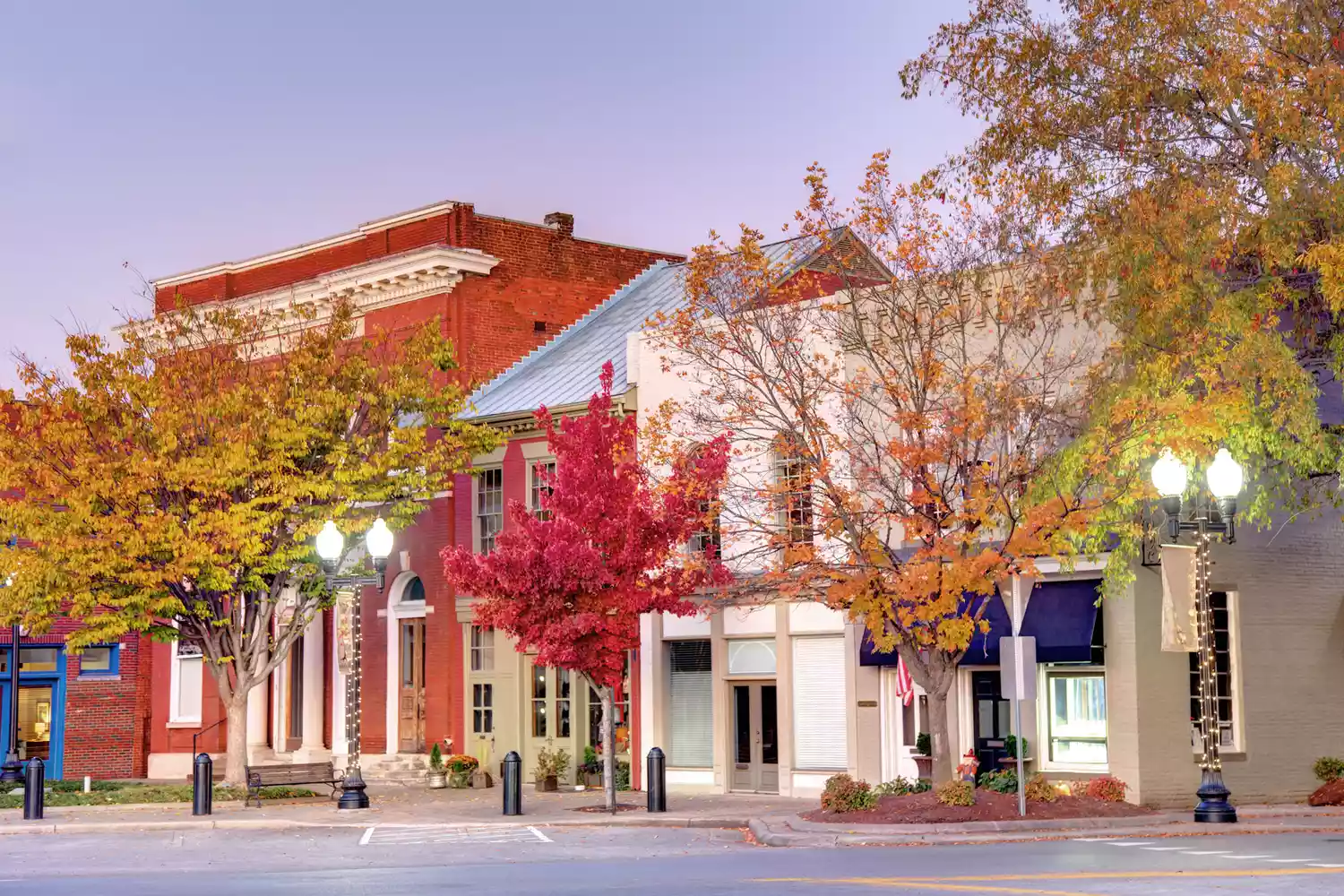 Street view of the historic downtown buildings in Franklin, Tennessee.