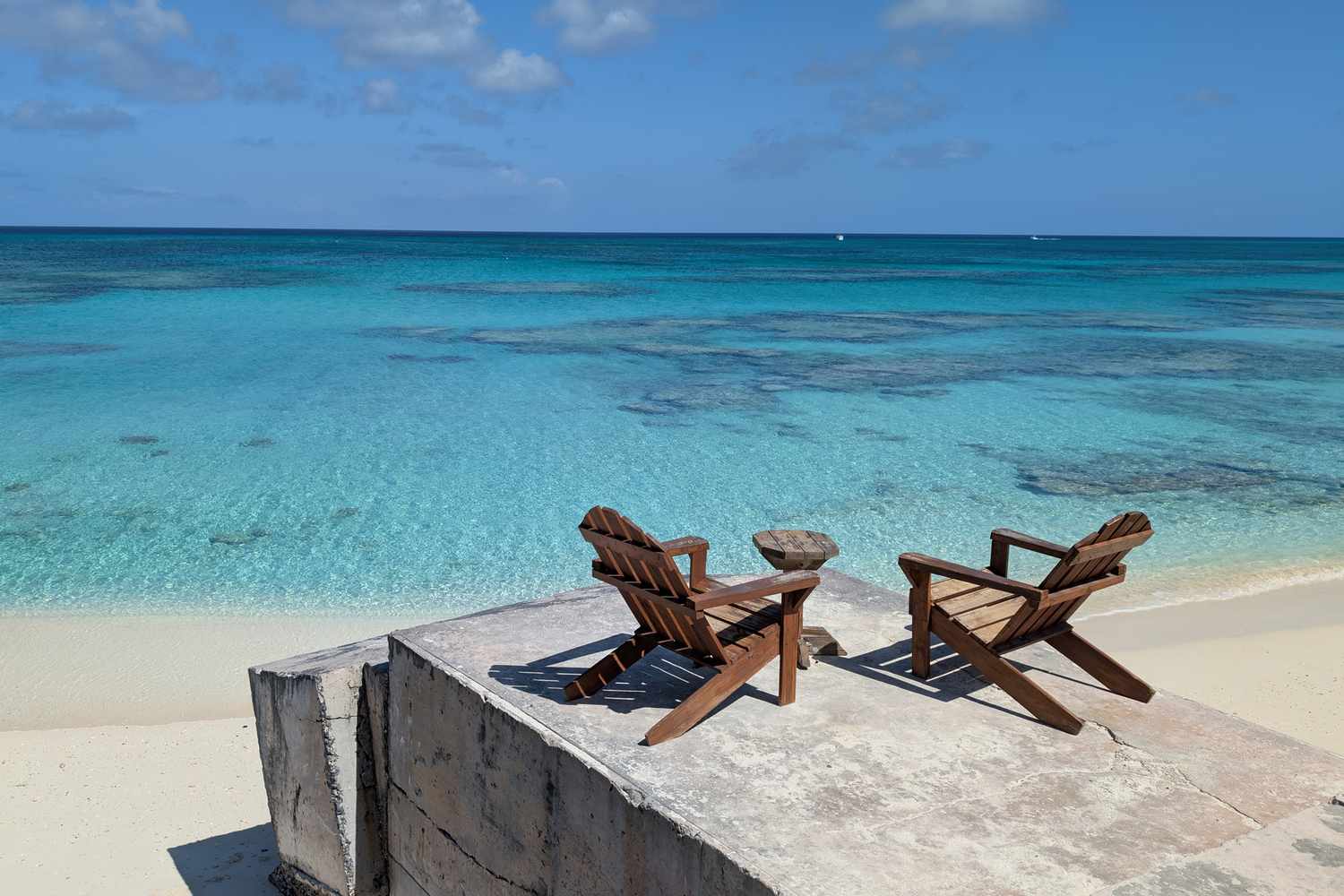 A vibrant featured image showing the crystal-clear ocean surrounding Salt Cay.